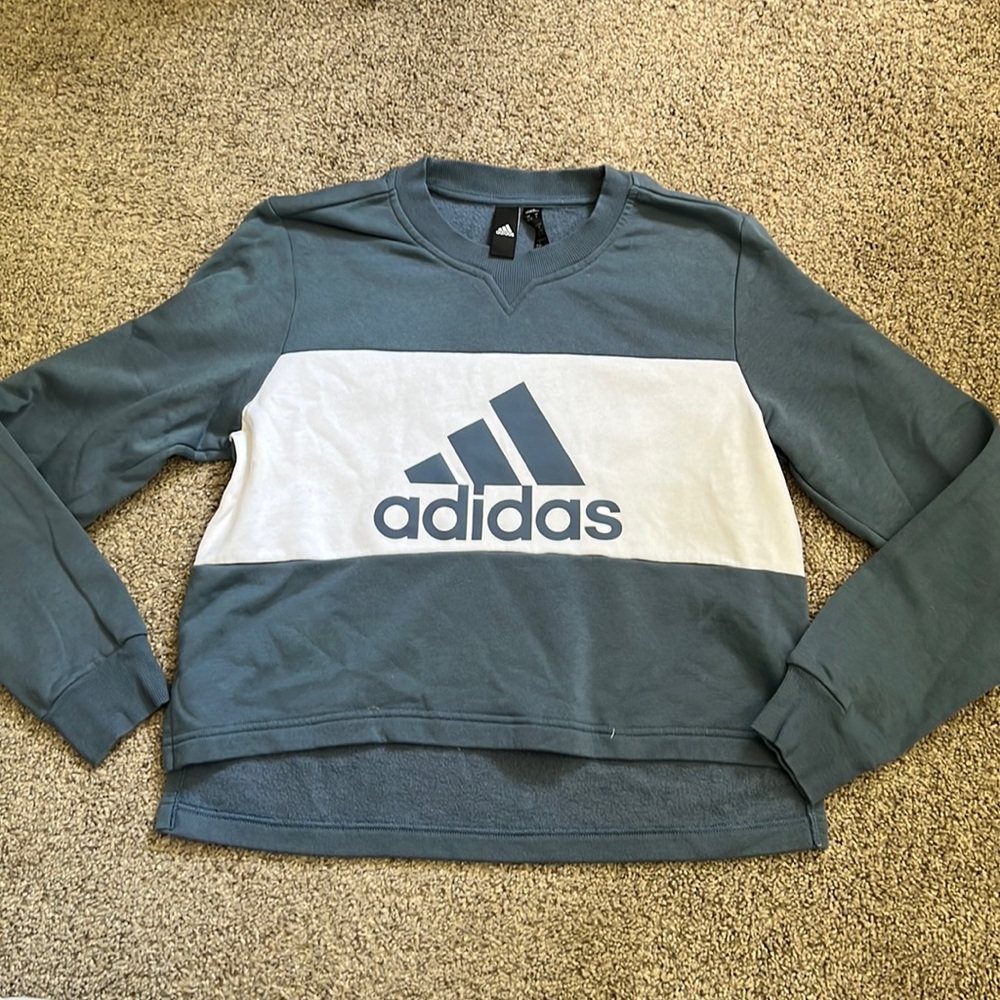 Adidas Sweatshirt